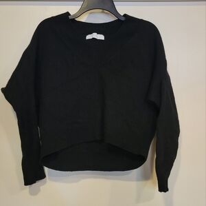 Nolleys Sophi Black long sleeve cropped  Vneck sweater. Ribbed neck and cuffs
